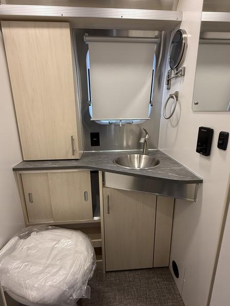 2026 Airstream Flying Cloud® 25FB inventory photo 6 of 10 at Airstream El Paso