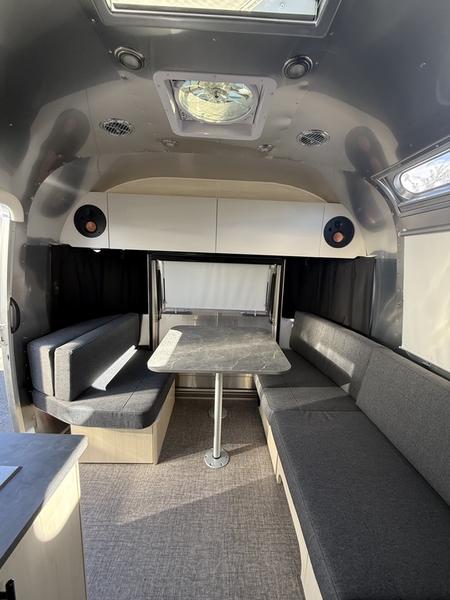 2026 Airstream Midnight Flamingo Flying Cloud® 27FB inventory photo 10 of 19 at Airstream El Paso