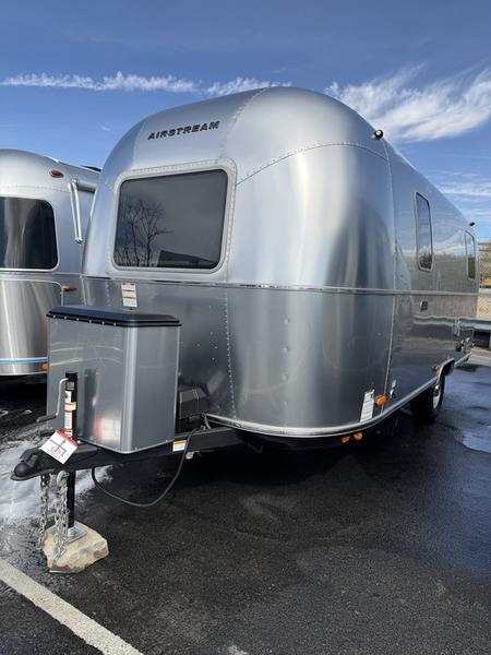 2026 Airstream WorldTraveler USA 22RB inventory photo 2 of 14 at Airstream El Paso