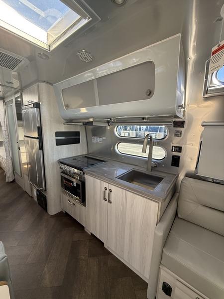 2026 Airstream International 28RB inventory photo 11 of 19 at Airstream El Paso