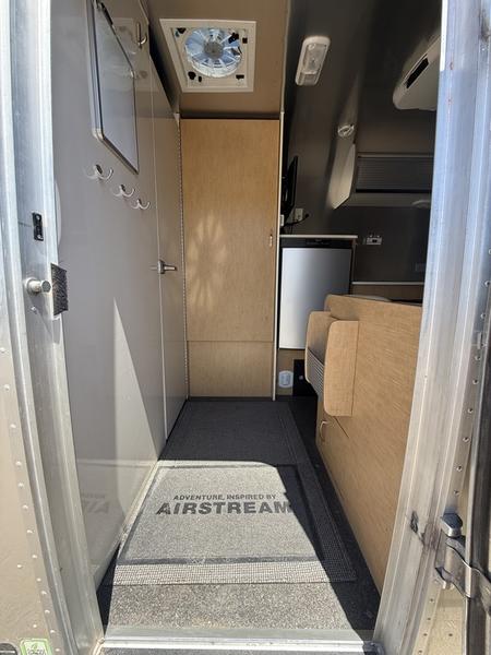 2015 Airstream Sport 22FB inventory photo 2 of 19 at Airstream El Paso
