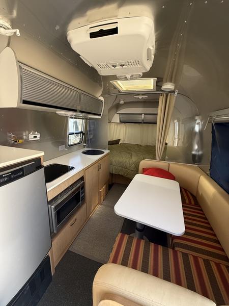 2015 Airstream Sport 22FB inventory photo 3 of 19 at Airstream El Paso