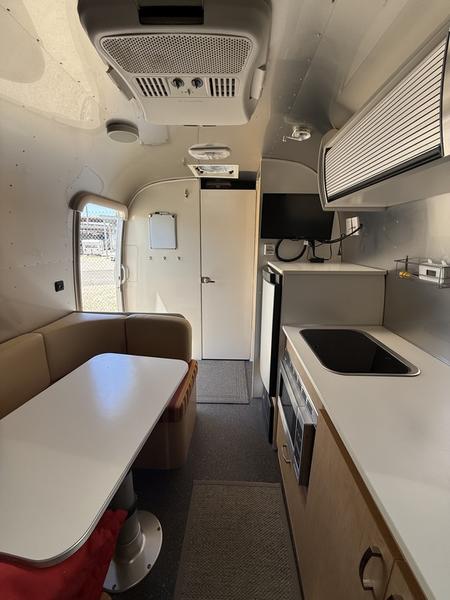 2015 Airstream Sport 22FB inventory photo 11 of 19 at Airstream El Paso