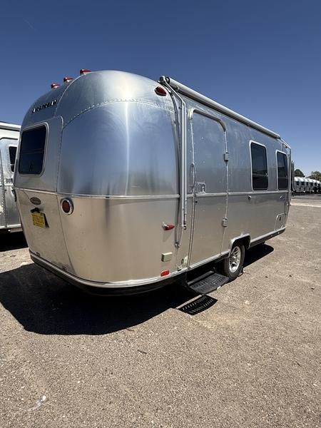 2015 Airstream Sport 22FB inventory photo 17 of 19 at Airstream El Paso
