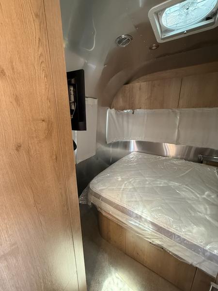 2026 Airstream Trade Wind® 23FB inventory photo 16 of 20 at Airstream El Paso
