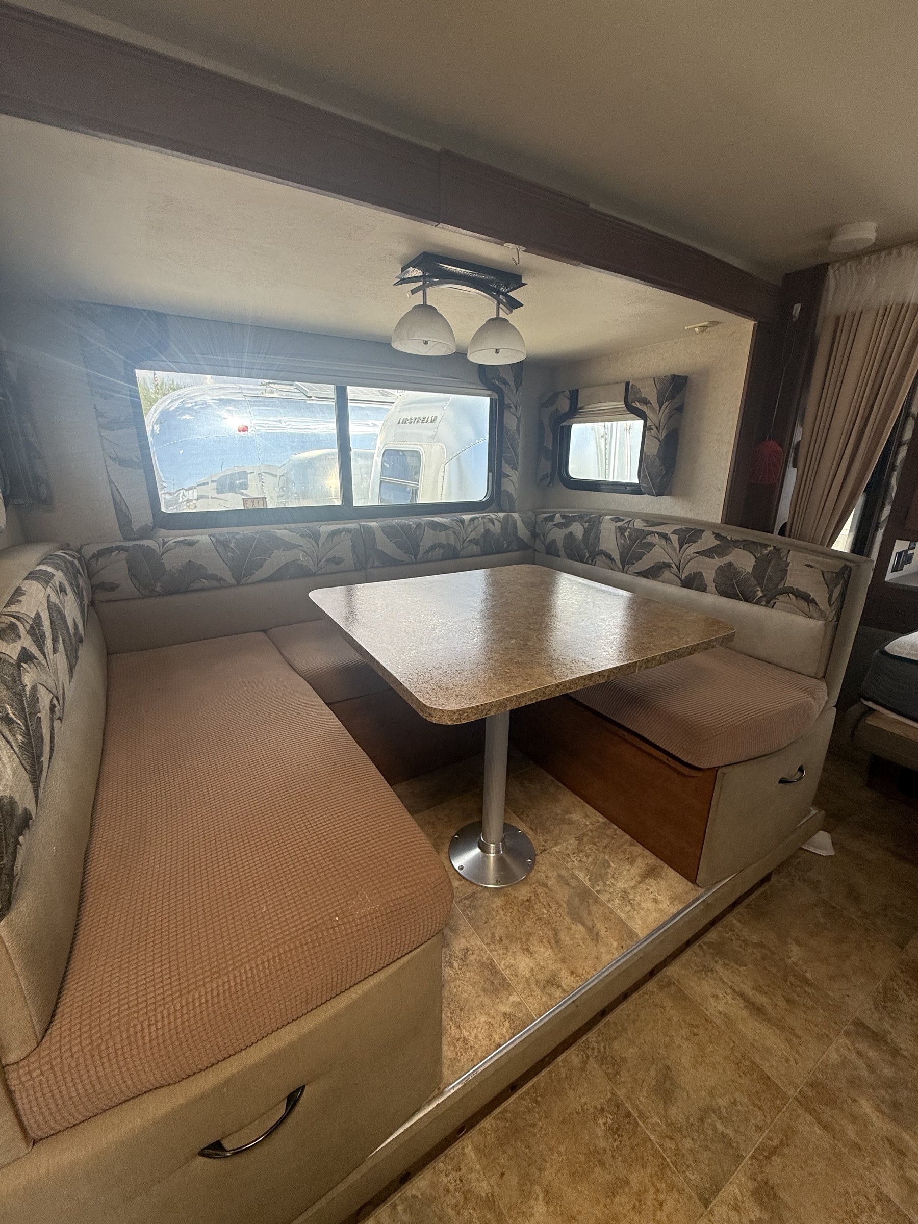 2015 LANCE M-1995 inventory photo 8 of 13 at Airstream El Paso