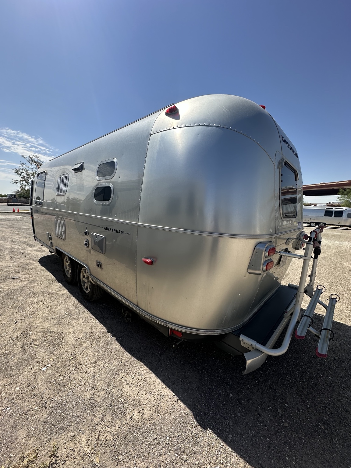 2011 Airstream Flying Cloud 23FB inventory photo 3 of 10 at Airstream El Paso