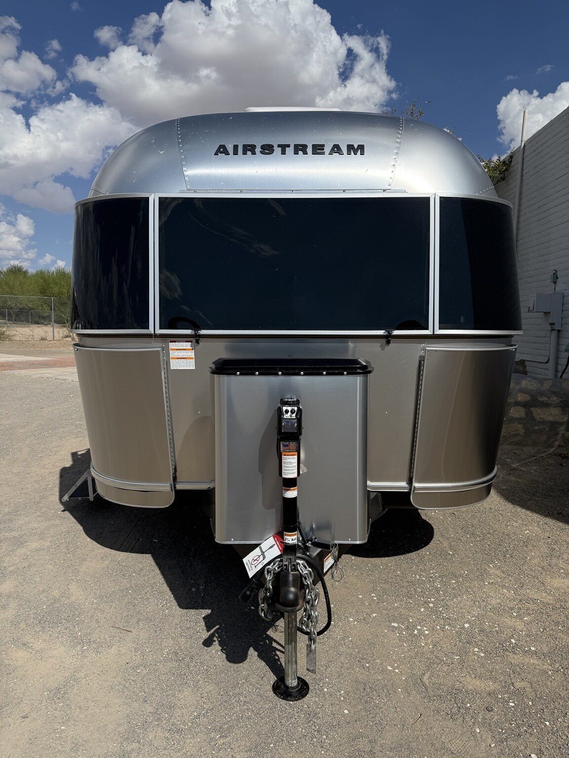 2027 Airstream Frank Lloyd Wright 28RB Twin inventory photo 2 of 18 at Airstream El Paso