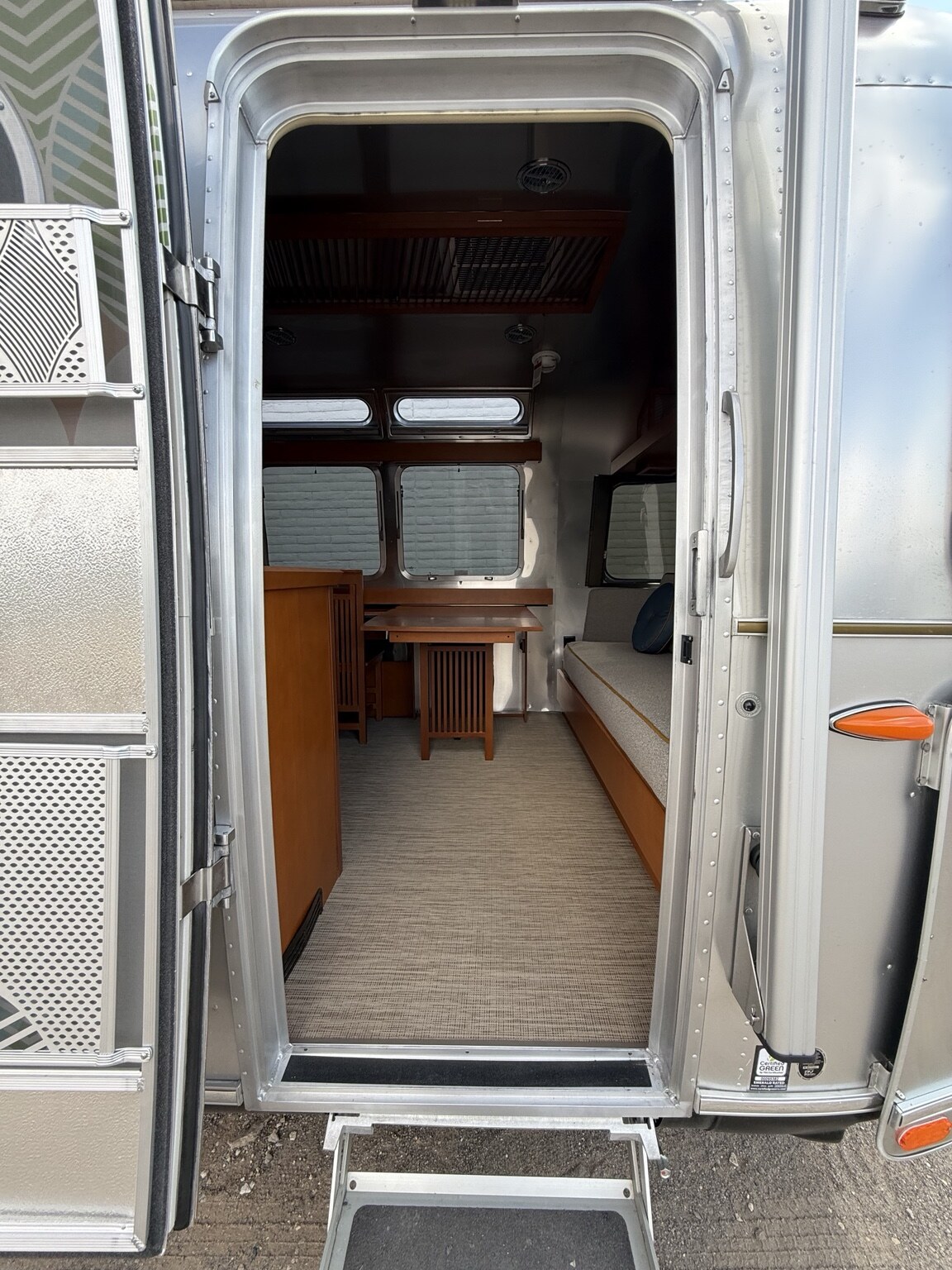 2027 Airstream Frank Lloyd Wright 28RB Twin inventory photo 9 of 18 at Airstream El Paso