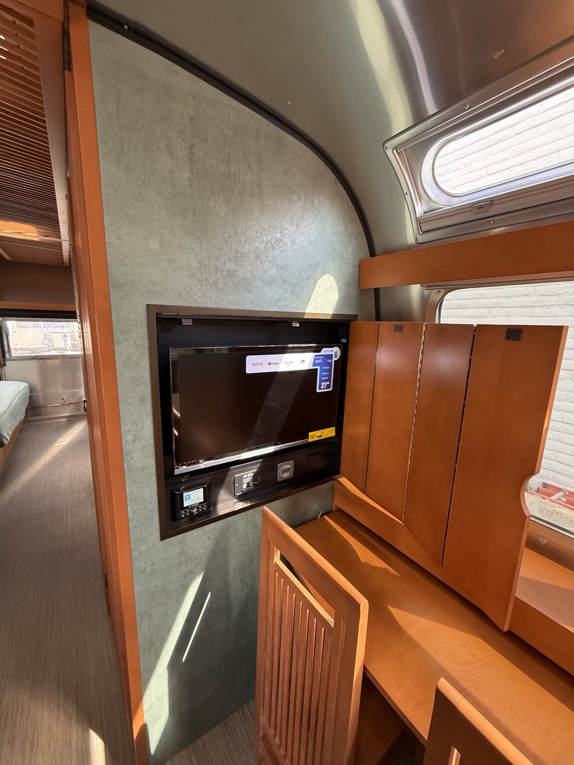 2027 Airstream Frank Lloyd Wright 28RB Twin inventory photo 11 of 18 at Airstream El Paso