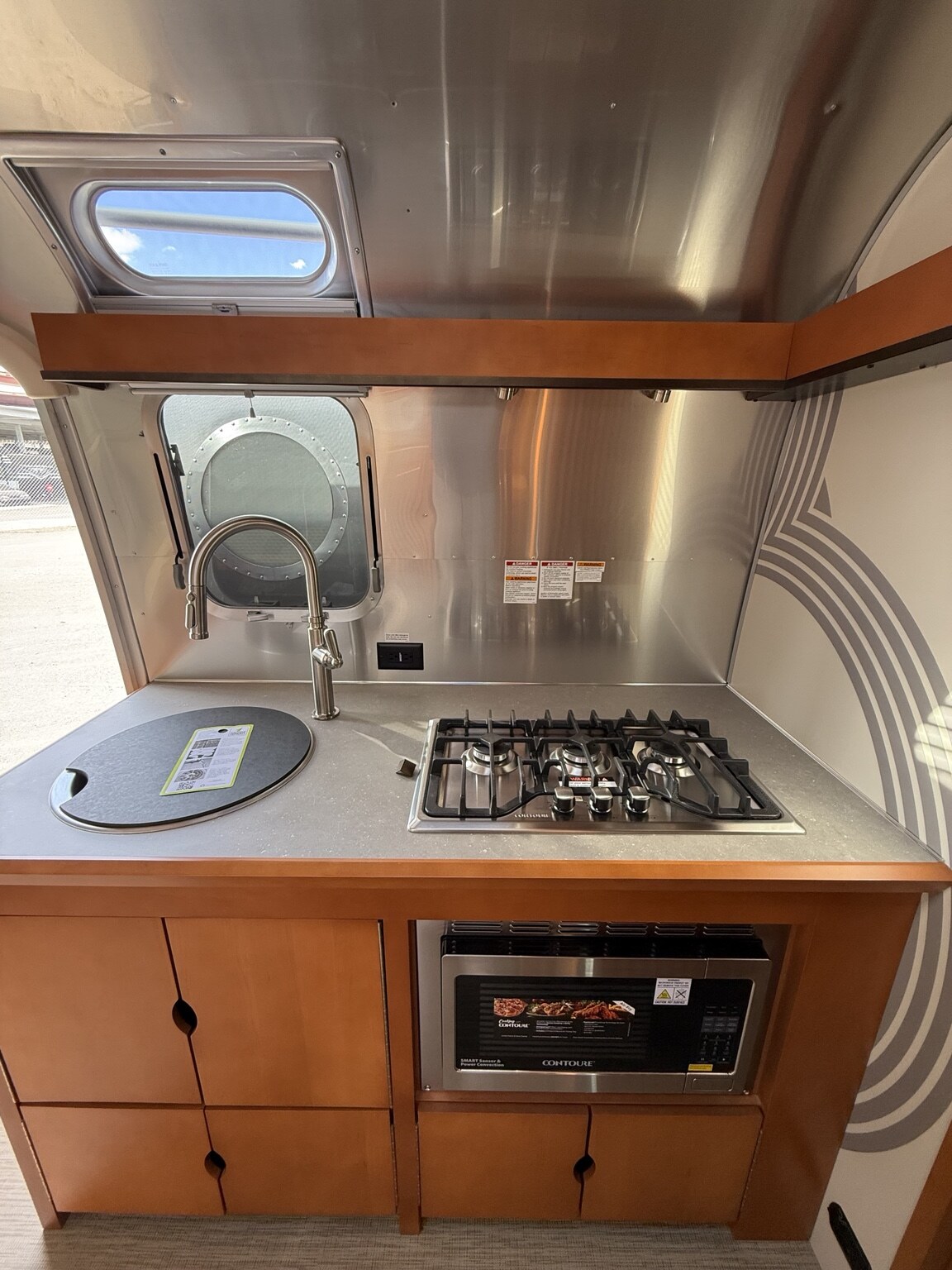 2027 Airstream Frank Lloyd Wright 28RB Twin inventory photo 18 of 18 at Airstream El Paso