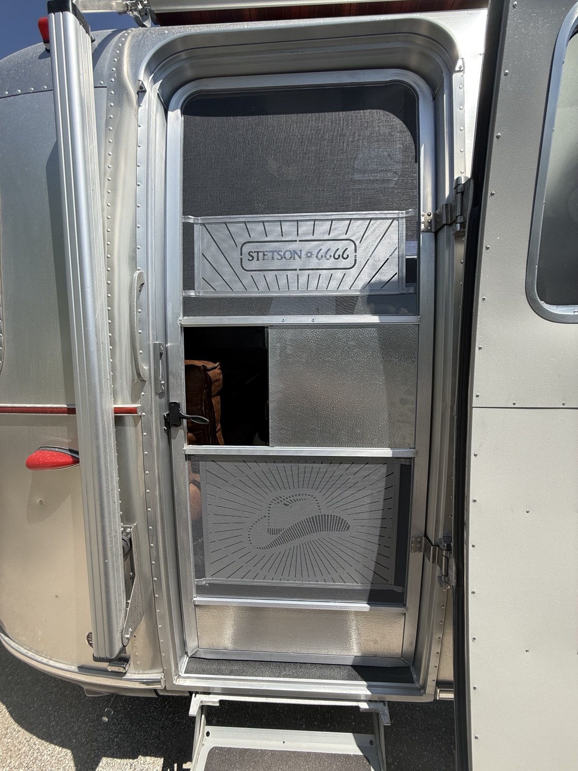 2027 Airstream Stetson/6666 27FB Twin inventory photo 5 of 12 at Airstream El Paso