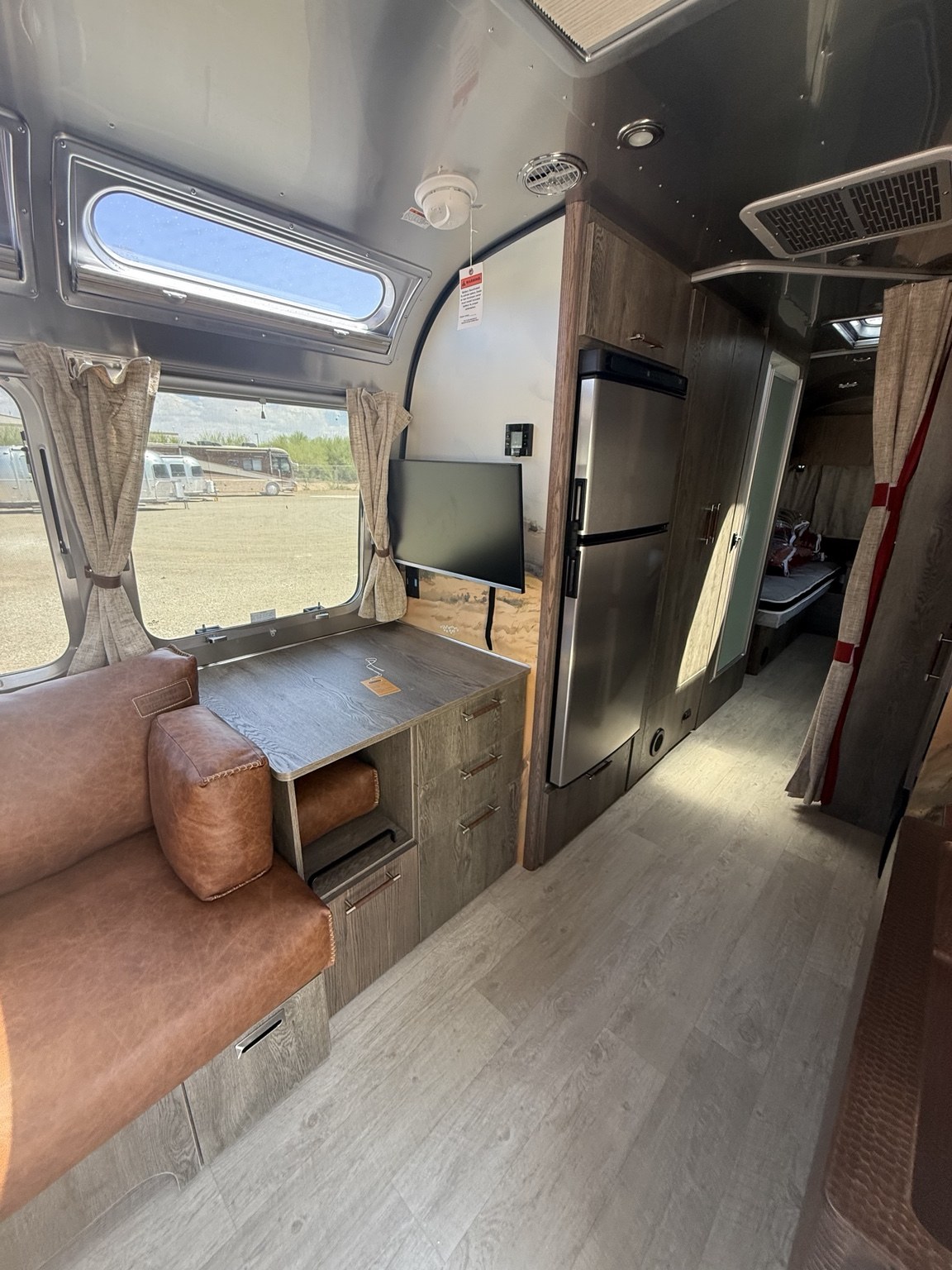 2027 Airstream Stetson/6666 27FB Twin inventory photo 8 of 12 at Airstream El Paso