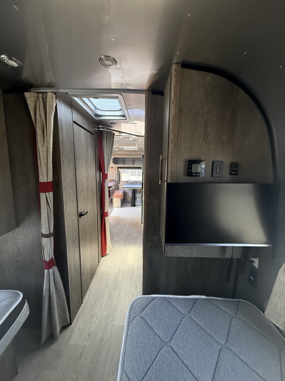 2027 Airstream Stetson/6666 27FB Twin inventory photo 12 of 12 at Airstream El Paso