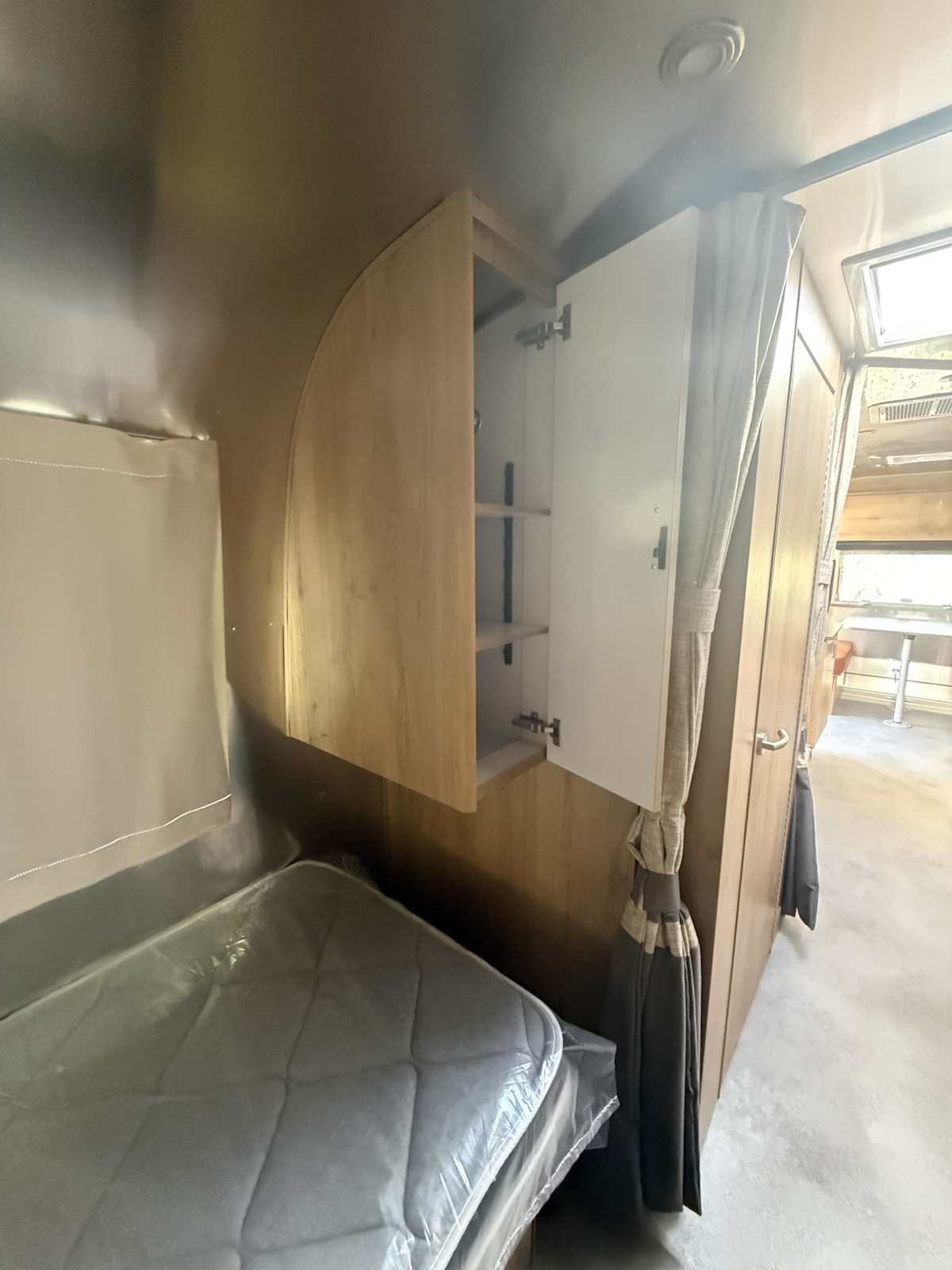 2027 Airstream Trade Wind 27FB Twin inventory photo 20 of 23 at Airstream El Paso