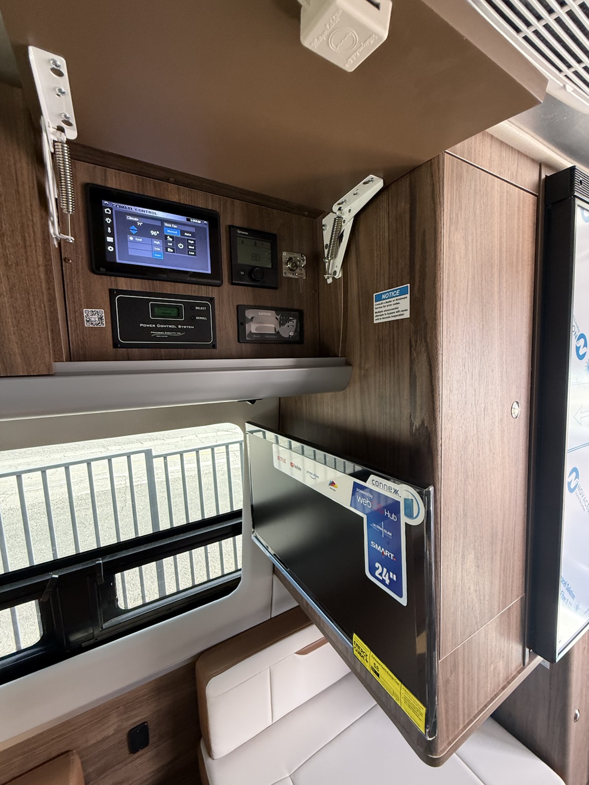 2027 Airstream Interstate 19GTX inventory photo 13 of 18 at Airstream El Paso