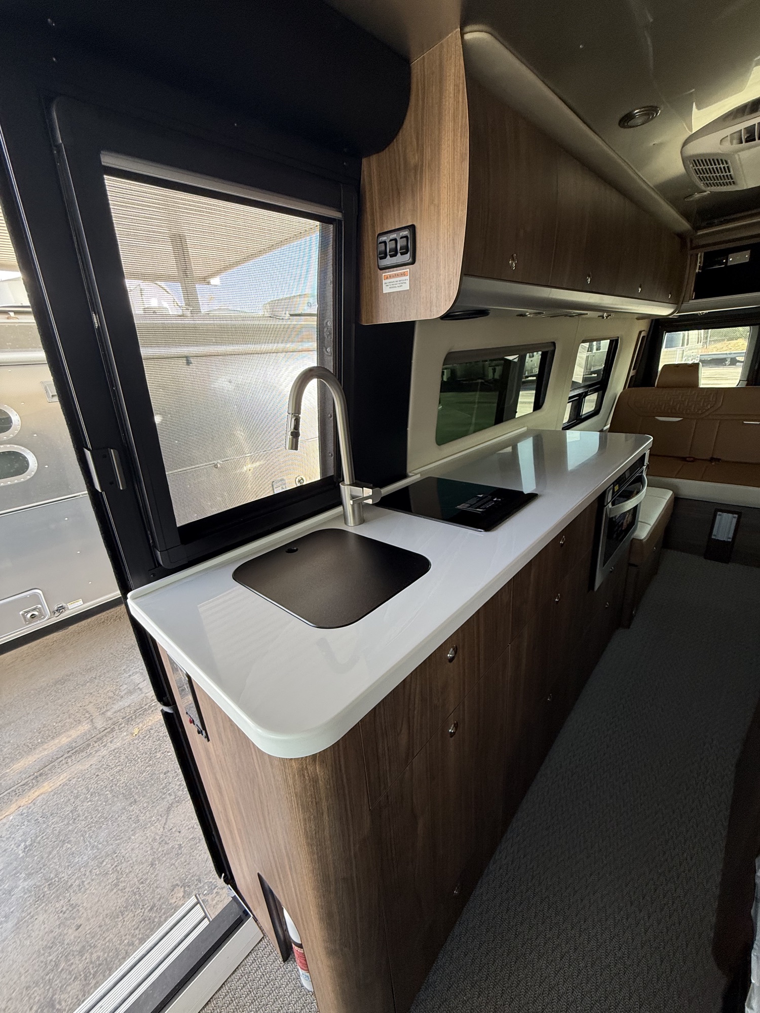2027 Airstream Interstate 24GT inventory photo 11 of 15 at Airstream El Paso